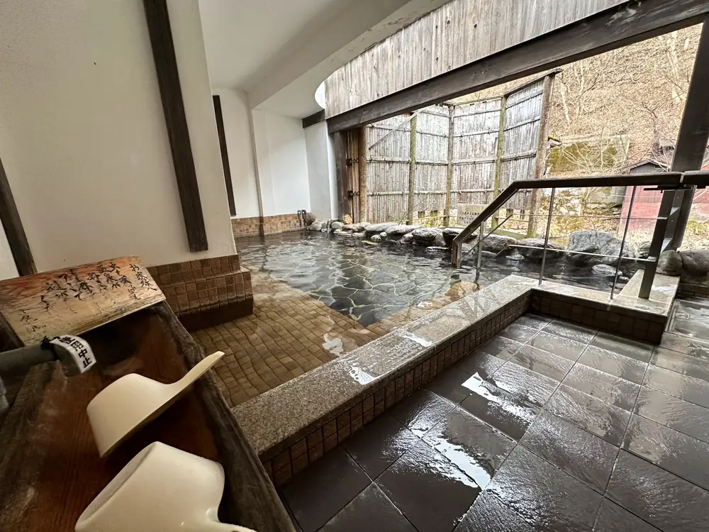 Another indoor bath at Tojiya Onsen