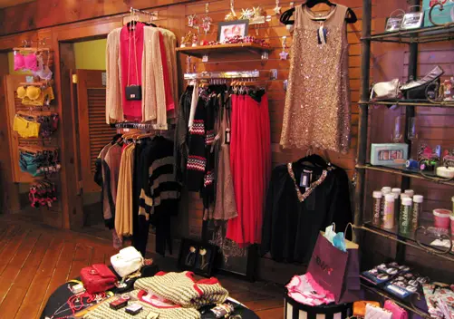 Boutiques And Vintage Clothing Shops In Truckee
