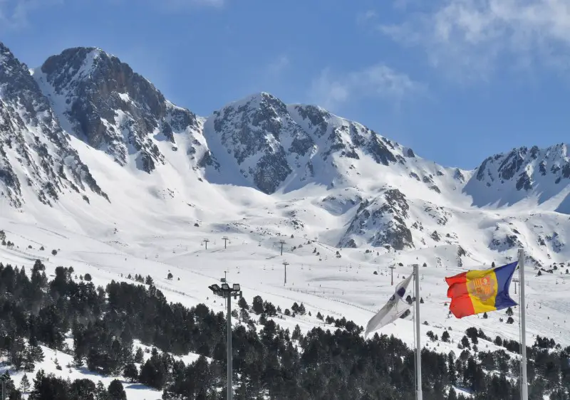 Andorra Ski Resorts Info Guide  Skiing & Snowboarding Pyrenees Andorra