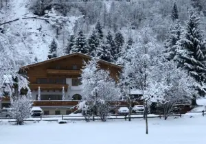 Hotel Künstleralm | Kaprun Hotels