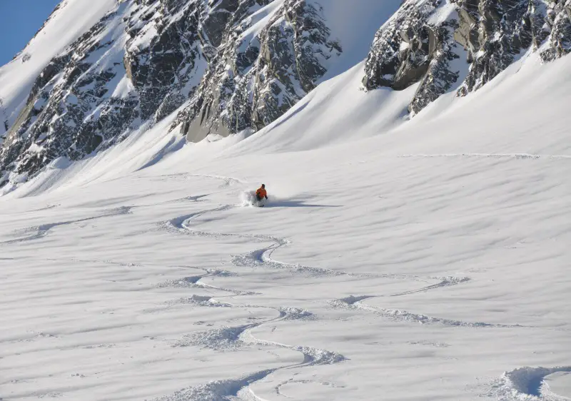 Kaprun Kitzsteinhorn Skiing & Snowboarding | Ski Lifts, Terrain, Passes