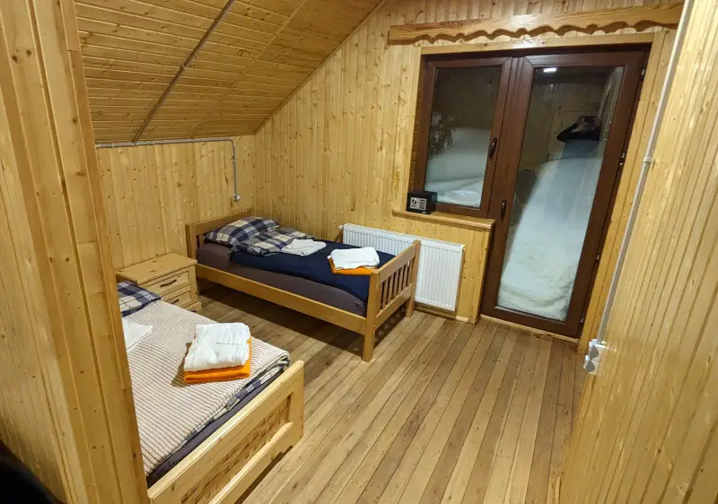 Cat Skiing Bakhmaro Budget Accommodation, bunkroom