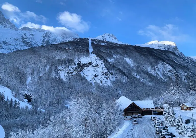 Extreme Ski Area La Grave Given a New Lease on Life – The Outdoor