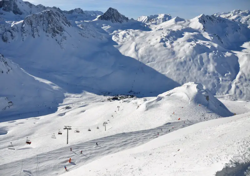 Tignes Skiing & Snowboarding | Ski Lifts, Terrain, Passes, Trail Maps