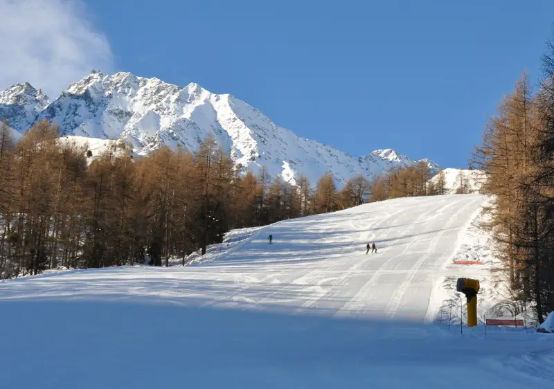 Arolla Evolene Ski Resort Info Guide | Val d'herens Switzerland Review