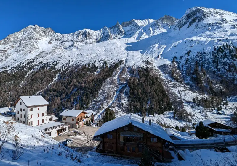 Arolla Evolene Ski Resort Info Guide | Val d'herens Switzerland Review