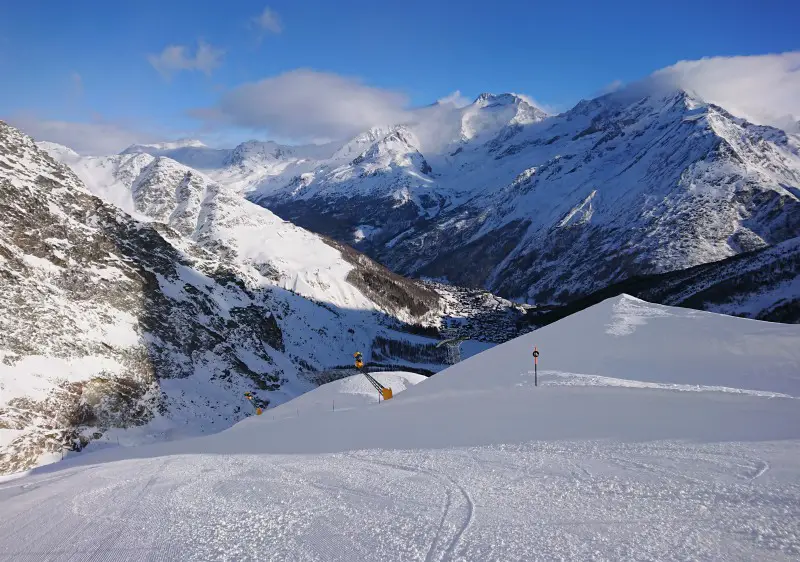 Saas Fee Ski Resort Info Guide | Saas Fee Switzerland Review