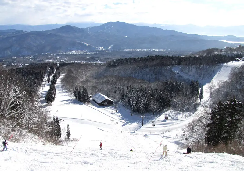 Akakura Ski Resort | Akakura Kanko Skiing