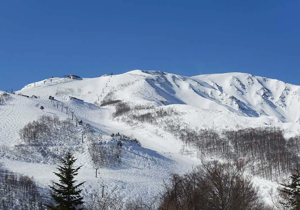 When to Ski Hakuba | Hakuba Ski Season