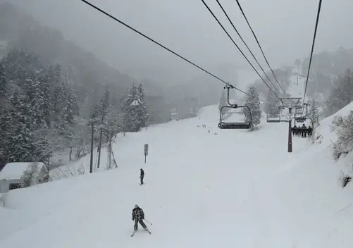 Togari Onsen Ski Resort Nagano