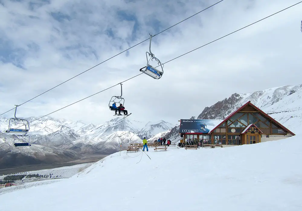 Puente Del Inca Ski Resort, Argentina Skiing, Woman on Ski's El outlet St. Moritz, Vintage Travel Argentina, Latin America Ski, Fabulous Colors